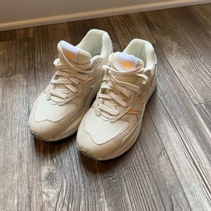 New Balance 57/40 sneaker